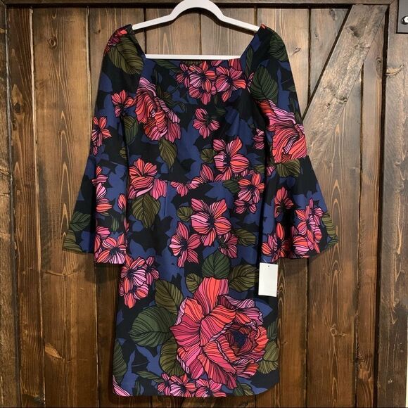 TRINA TURK Miley Bell Sleeve Floral Print Square Neck Size 2 New - Picture 2 of 7